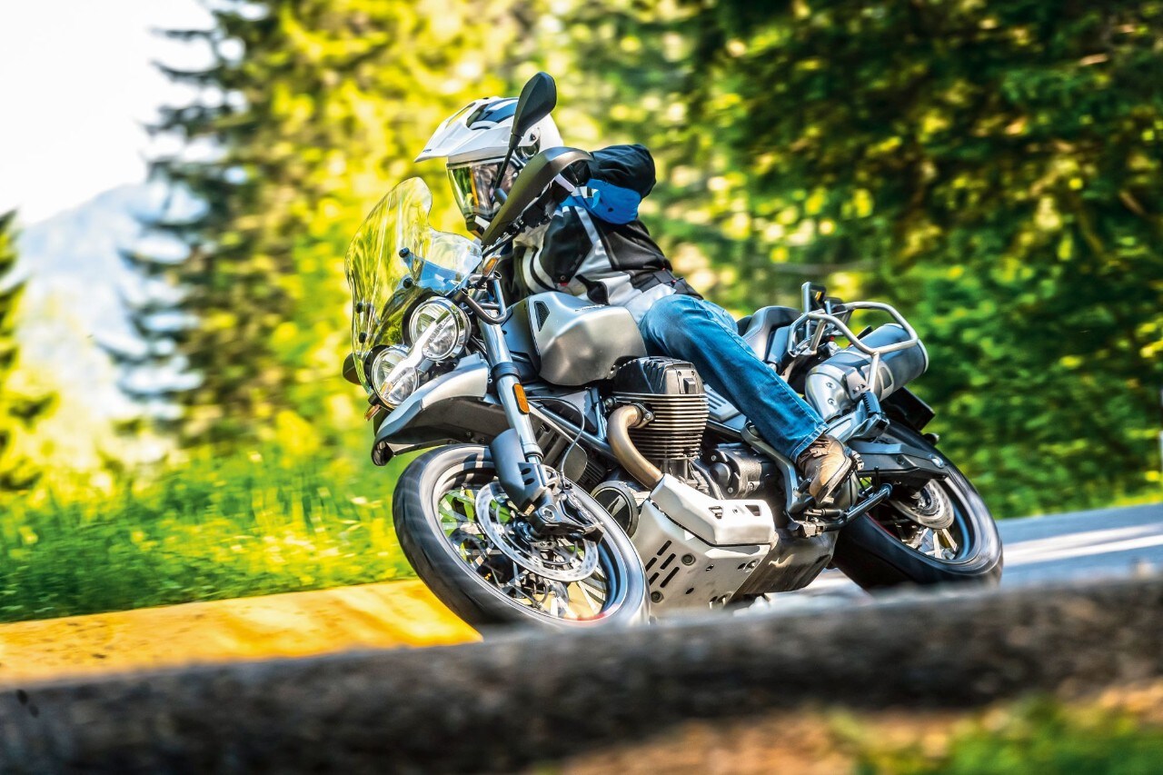 KTM 790 Adventure  vs Moto Guzzi V85 TT: punti di vista
