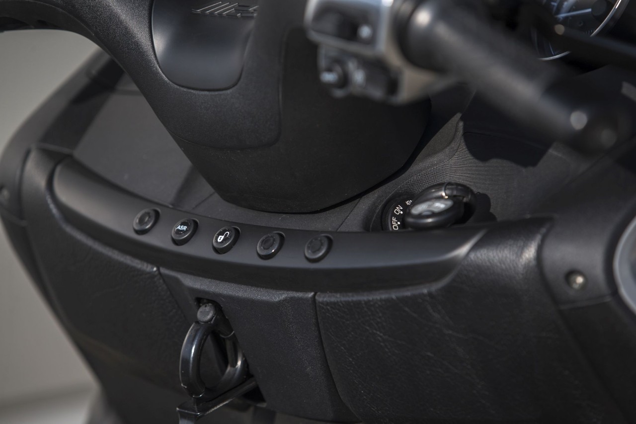 Piaggio MP3 350: tre ruote all season