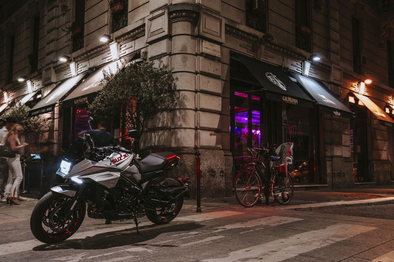 Suzuki Katana Jindachi: dal tramonto all'alba