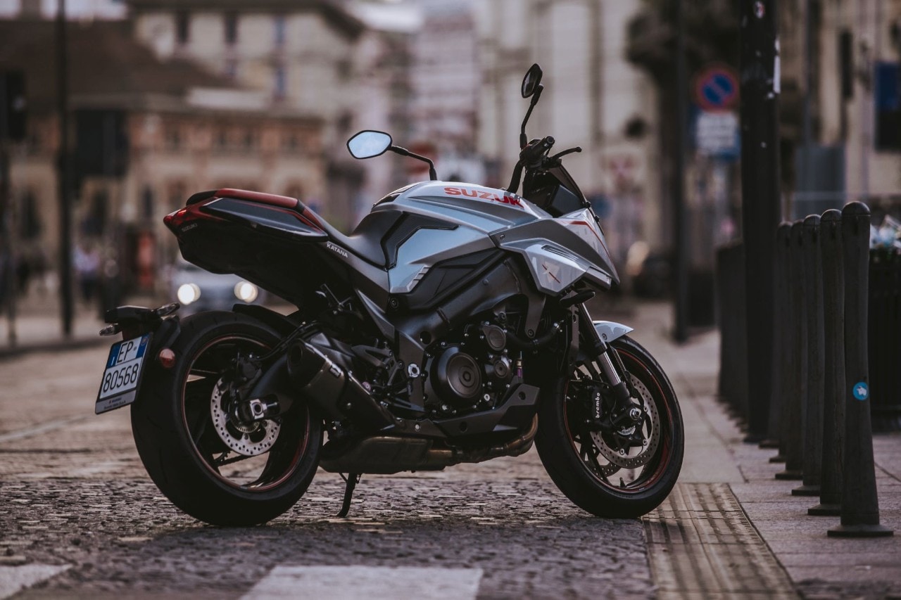 Suzuki Katana Jindachi: dal tramonto all'alba