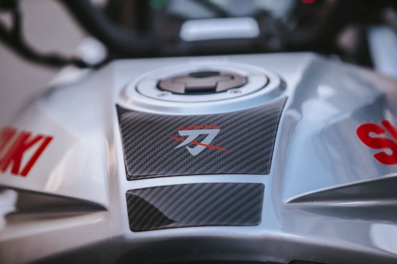 Suzuki Katana Jindachi: dal tramonto all'alba