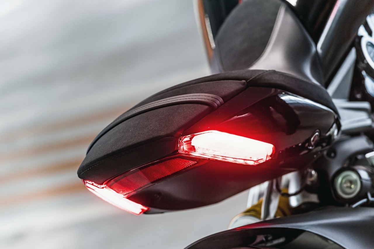 Comparativa cruiser: Benelli 502C VS Ducati XDiavel S