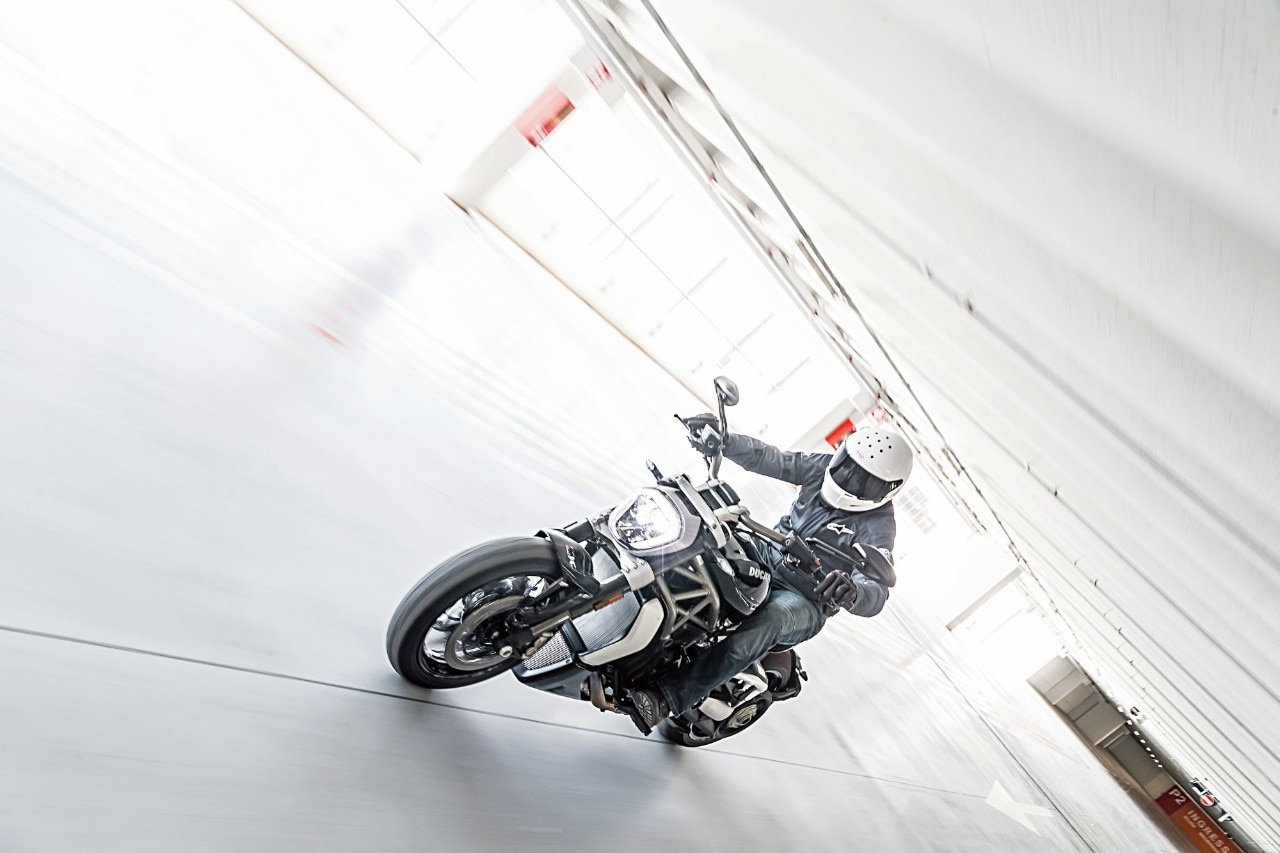 Comparativa cruiser: Benelli 502C VS Ducati XDiavel S