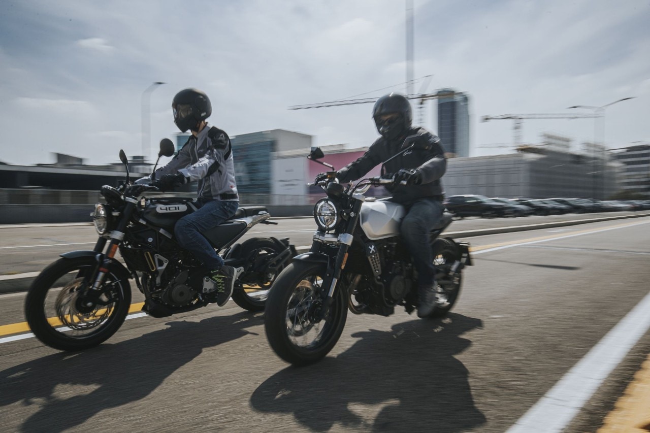 Brixton Crossfire 500 vs Husqvarna Svartpilen 401