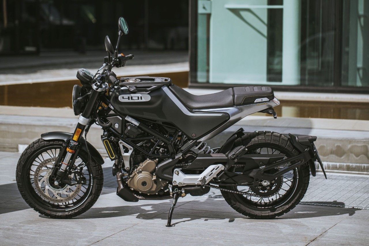 Brixton Crossfire 500 vs Husqvarna Svartpilen 401