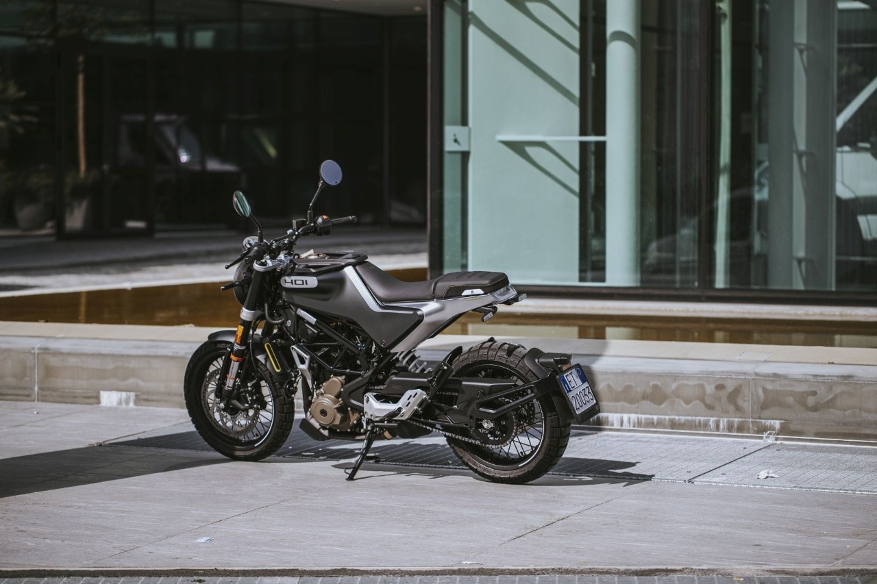 Brixton Crossfire 500 vs Husqvarna Svartpilen 401