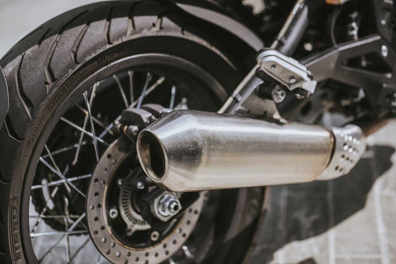 Brixton Crossfire 500 vs Husqvarna Svartpilen 401