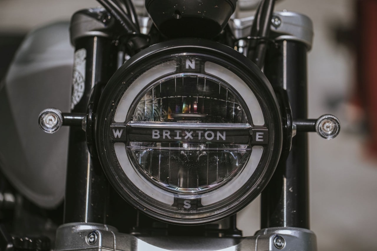 Brixton Crossfire 500 vs Husqvarna Svartpilen 401