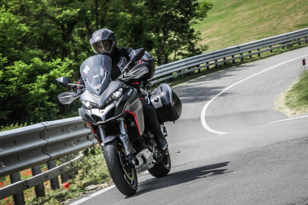 Comparativa Granturismo GT: BMW R 1250 GS Adventure vs Ducati Multistrada 1260 S Grand Tour vs Honda Africa Twin Adventure Sports
