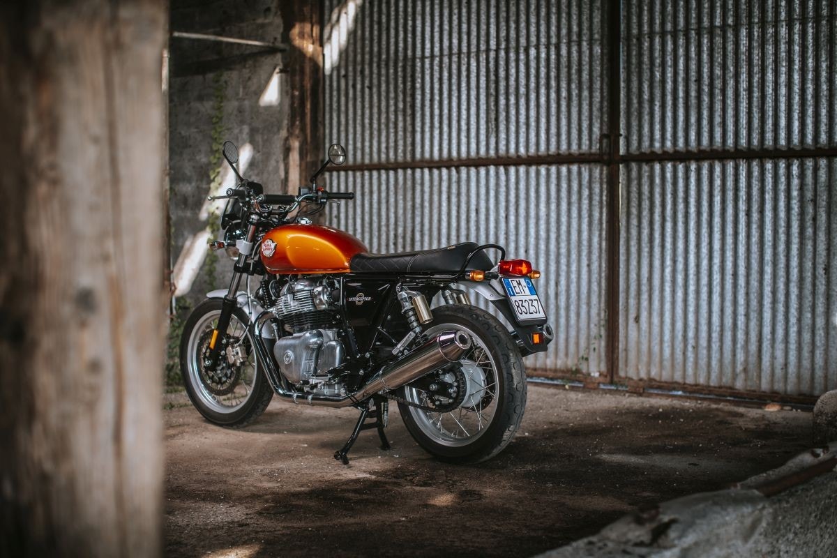 Royal Enfield INTERCEPTOR 650: il più puro stile sixties