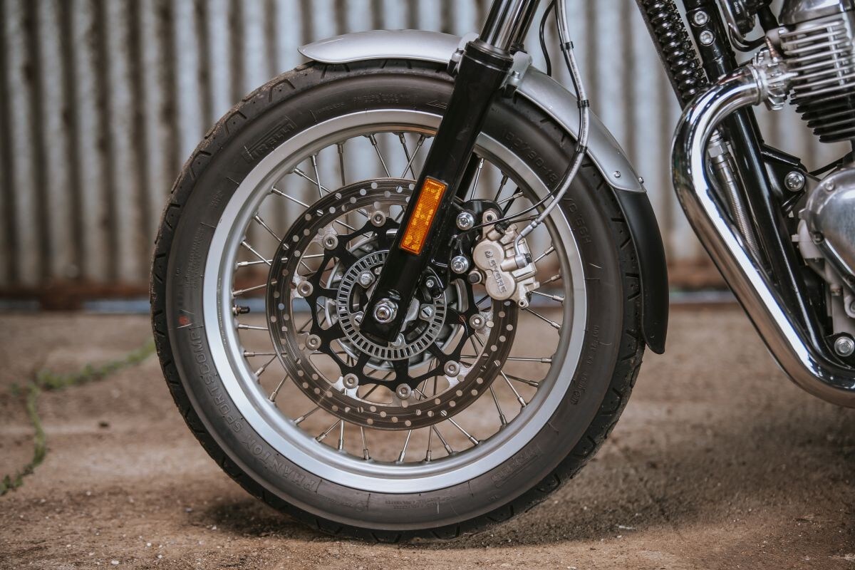 Royal Enfield INTERCEPTOR 650: il più puro stile sixties