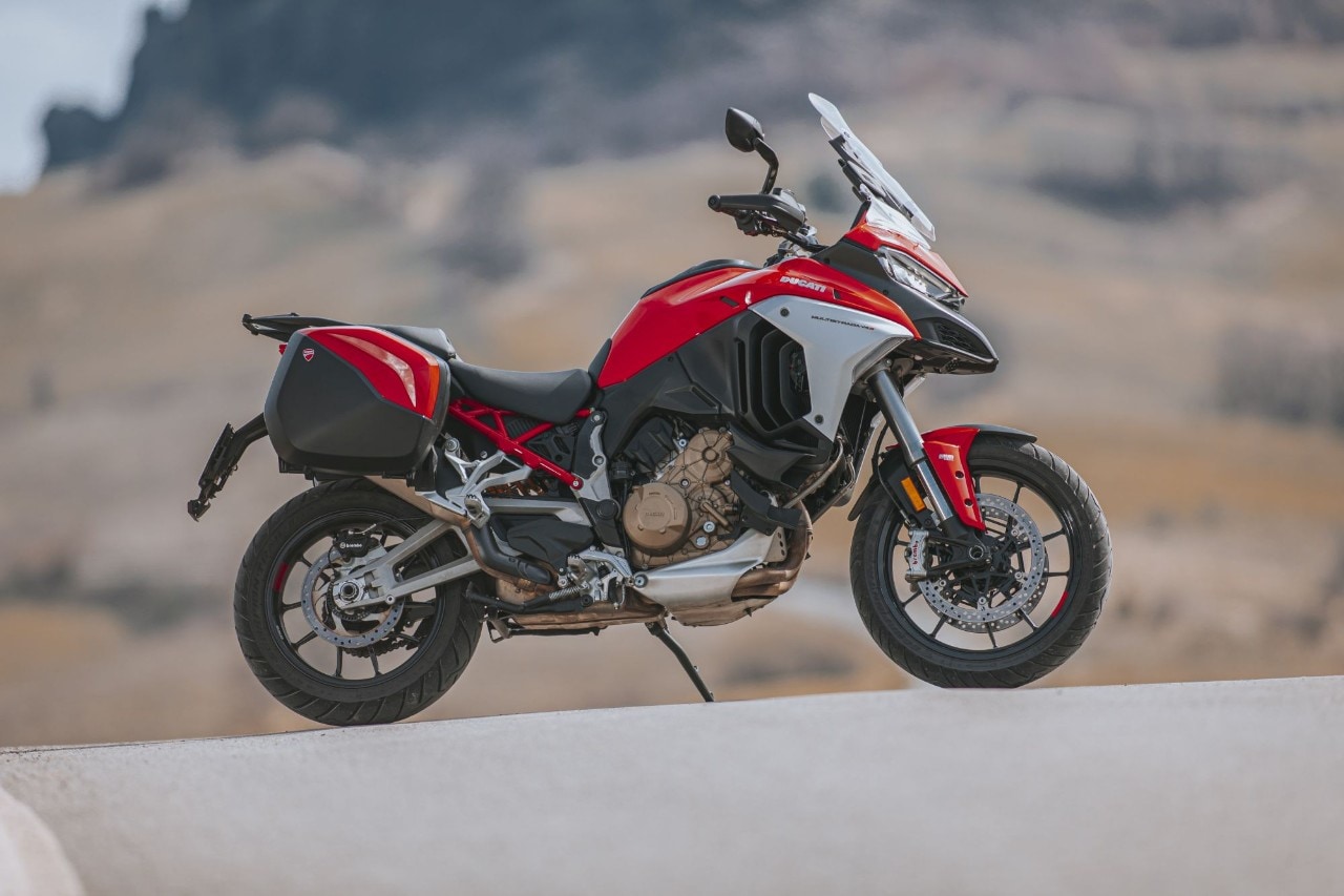 Comparativa BMW R 1250 GS Adventure, Ducati Multistrada V4 S: le crossover premium