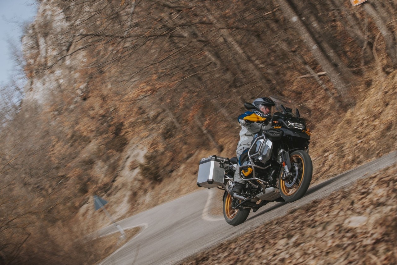 Comparativa BMW R 1250 GS Adventure, Ducati Multistrada V4 S: le crossover premium