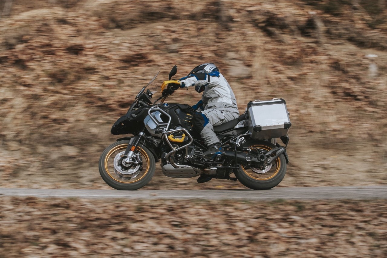 Comparativa BMW R 1250 GS Adventure, Ducati Multistrada V4 S: le crossover premium