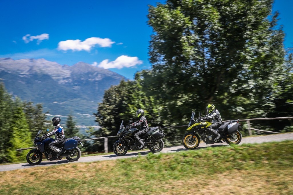Comparativa Crossover: Yamaha Tracer 700 vs Kawasaki Versys 650 vs Suzuki V-Strom 650 XT