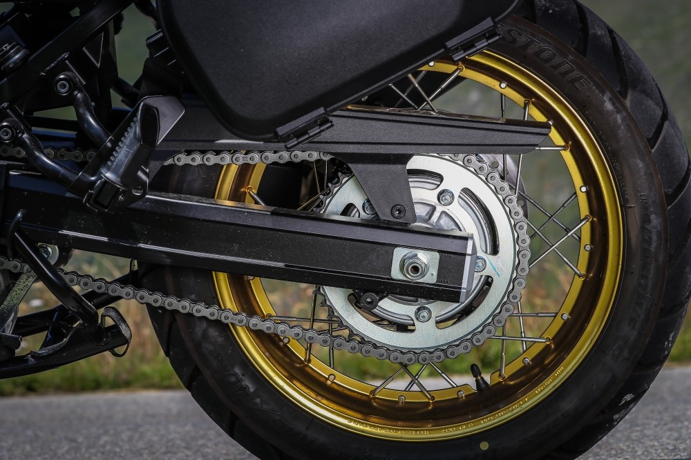 Comparativa Crossover: Yamaha Tracer 700 vs Kawasaki Versys 650 vs Suzuki V-Strom 650 XT