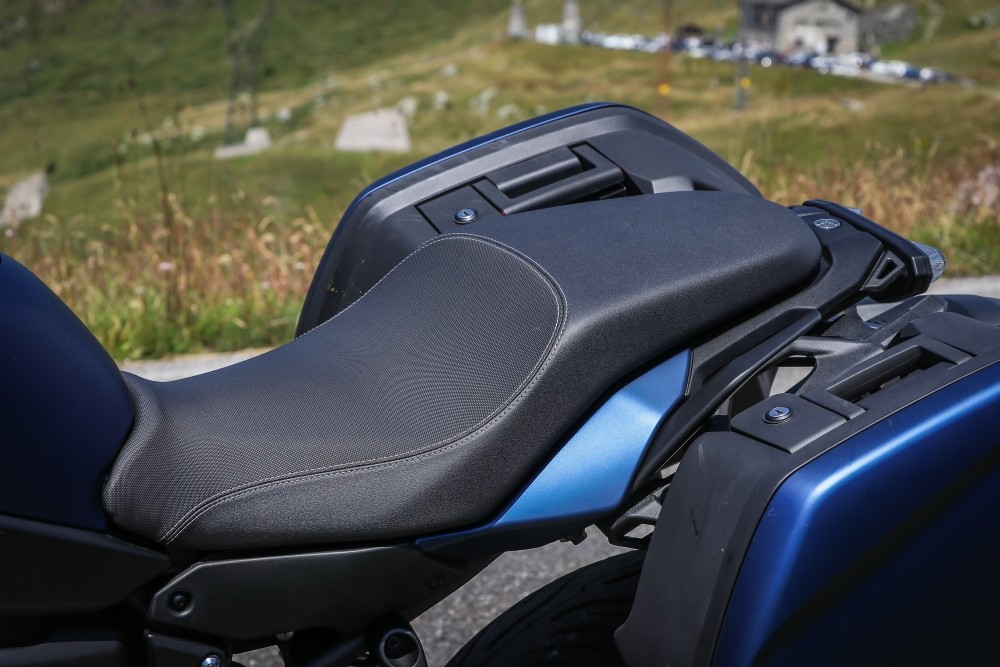 Comparativa Crossover: Yamaha Tracer 700 vs Kawasaki Versys 650 vs Suzuki V-Strom 650 XT