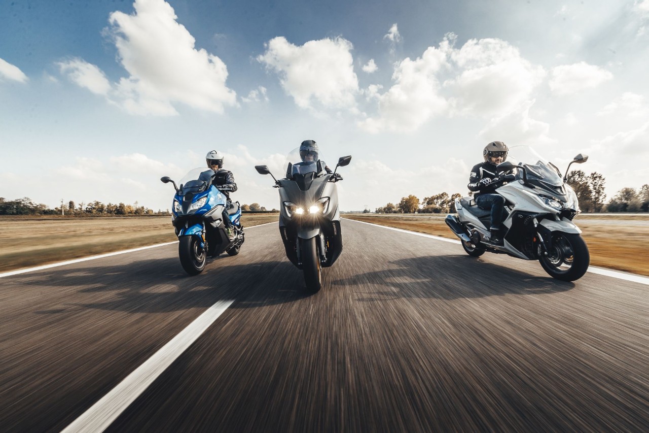 BMW C 650 Sport, Kymco AK 550, Yamaha TMAX 560 Tech Max: over the TOP!