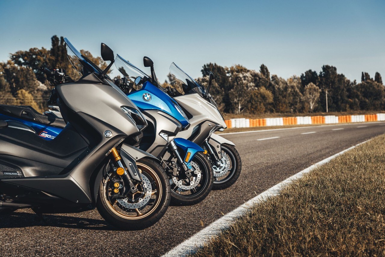 BMW C 650 Sport, Kymco AK 550, Yamaha TMAX 560 Tech Max: over the TOP!