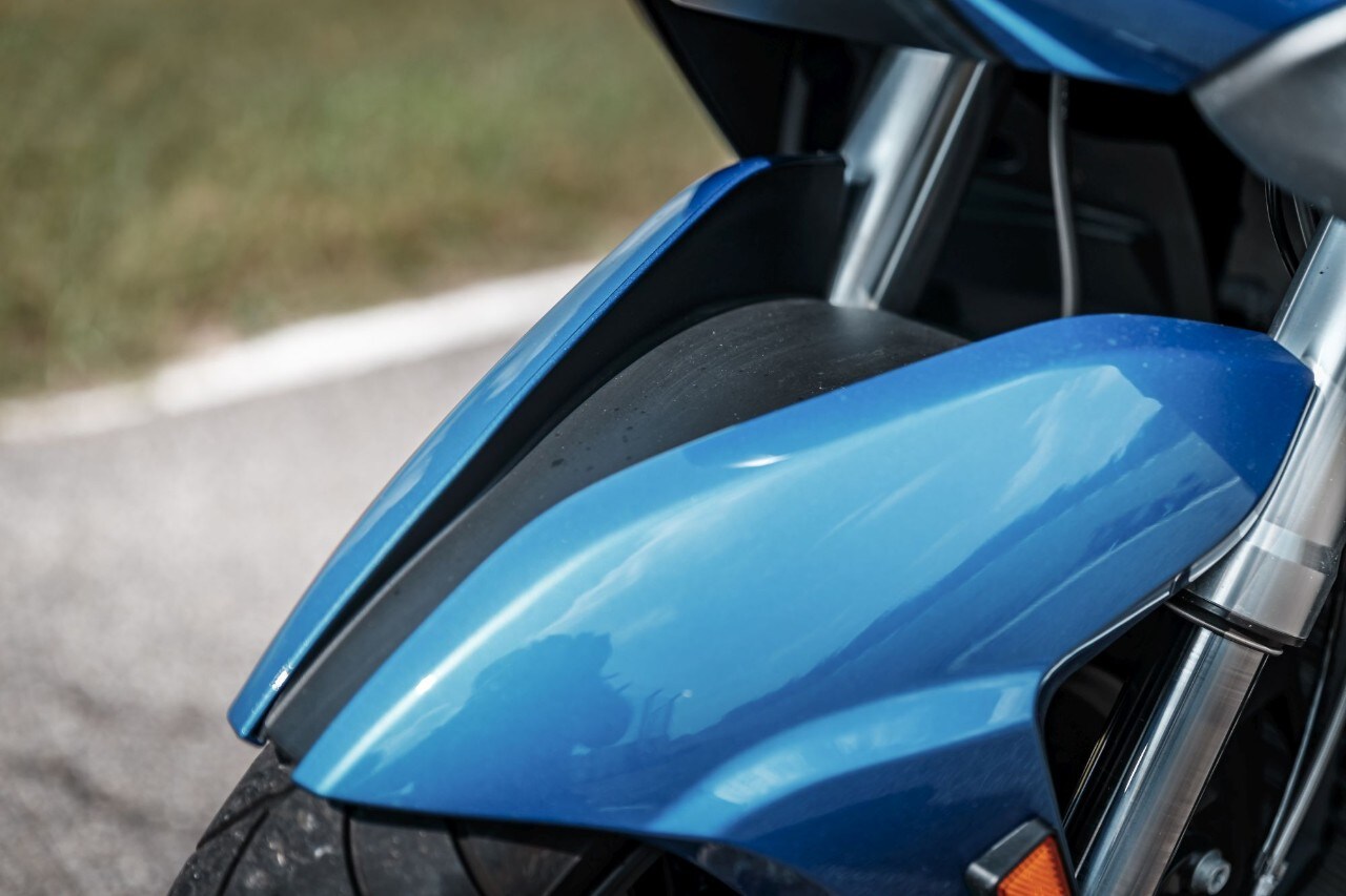 BMW C 650 Sport, Kymco AK 550, Yamaha TMAX 560 Tech Max: over the TOP!