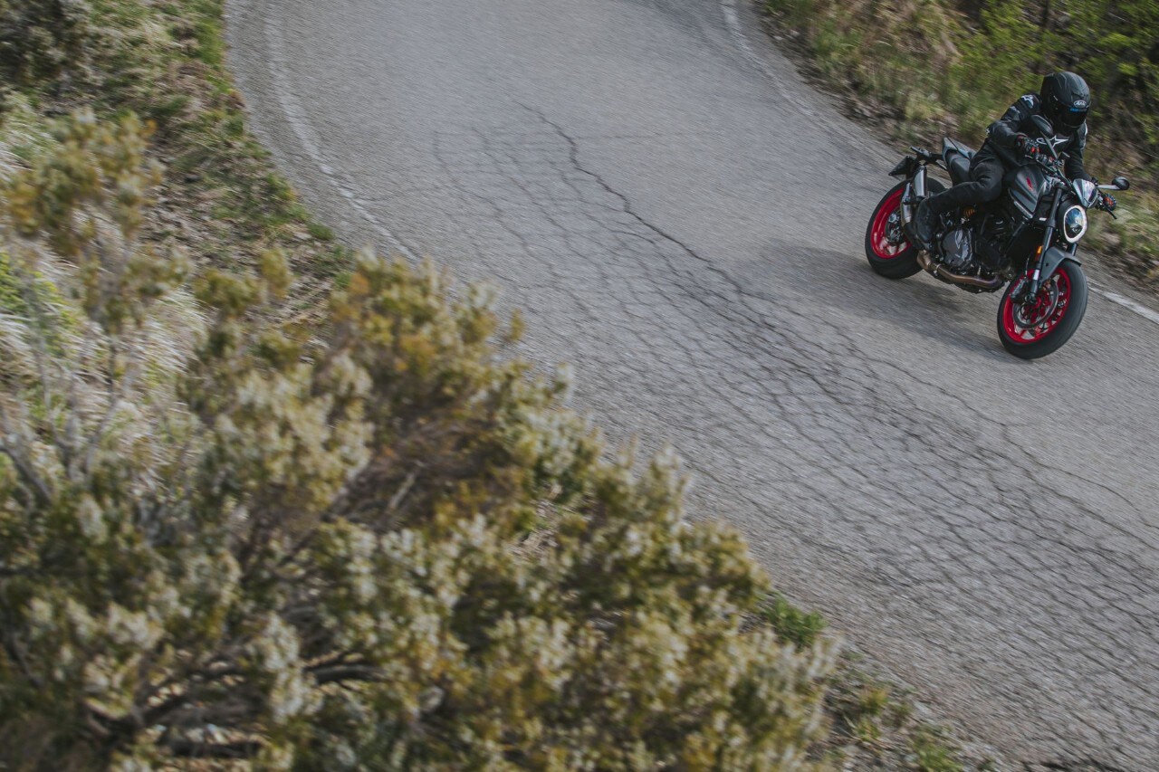 Ducati Monster, Yamaha MT-09 SP: compagne di giochi