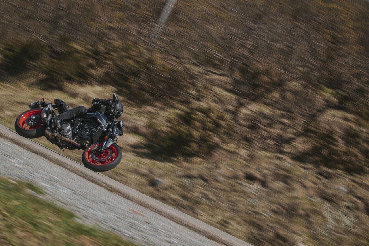 Ducati Monster, Yamaha MT-09 SP: compagne di giochi