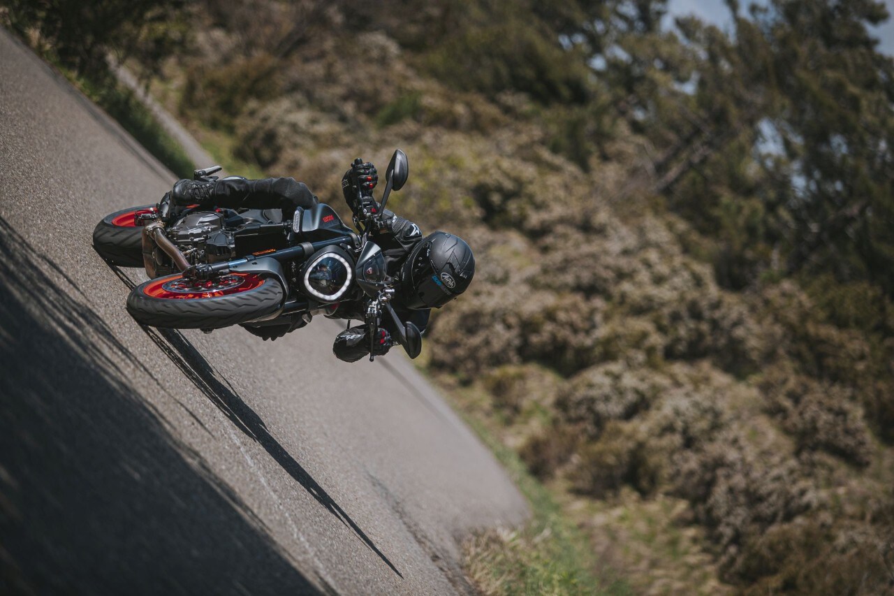 Ducati Monster, Yamaha MT-09 SP: compagne di giochi
