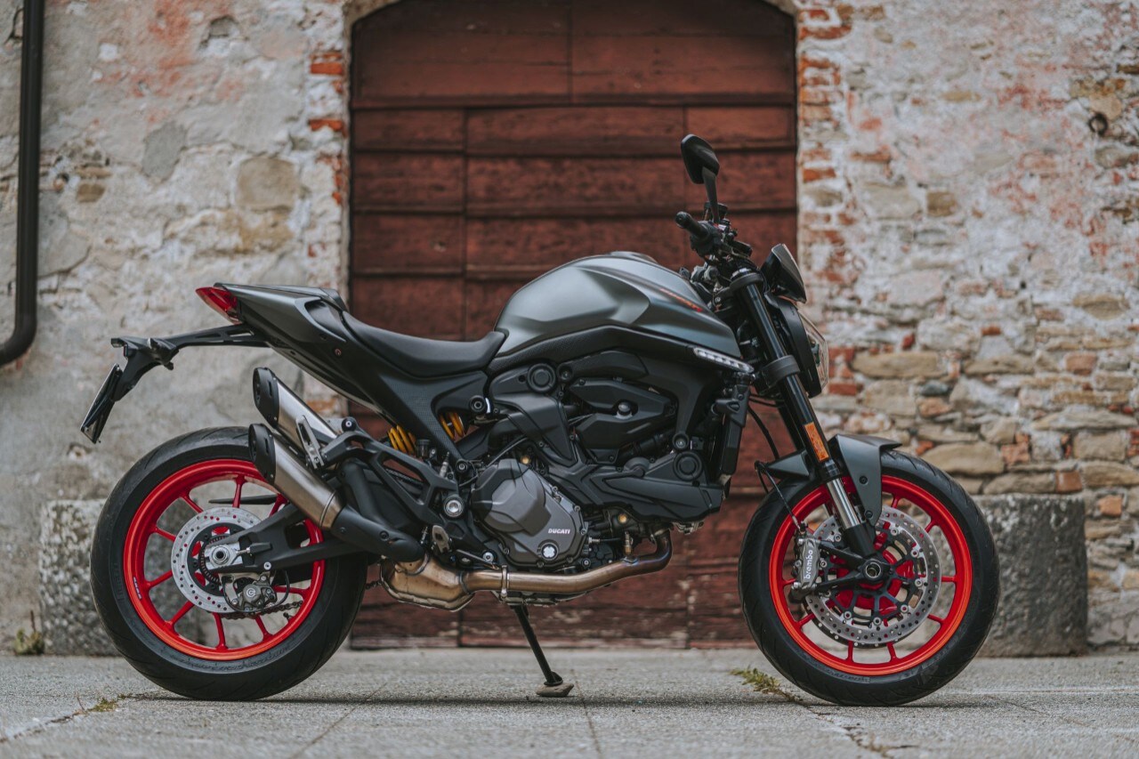 Ducati Monster, Yamaha MT-09 SP: compagne di giochi