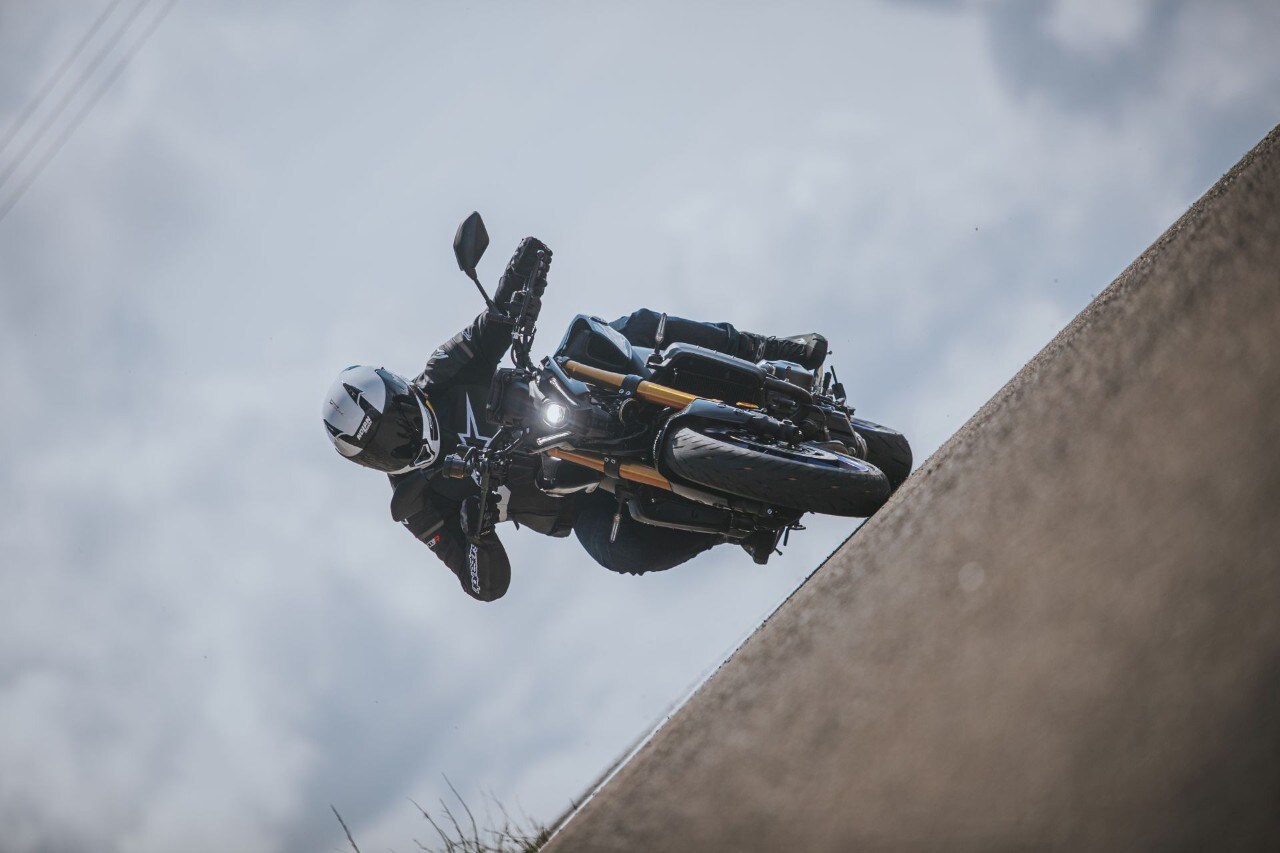 Ducati Monster, Yamaha MT-09 SP: compagne di giochi