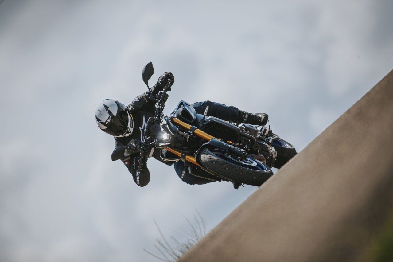 Ducati Monster, Yamaha MT-09 SP: compagne di giochi