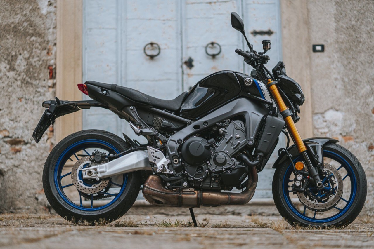 Ducati Monster, Yamaha MT-09 SP: compagne di giochi