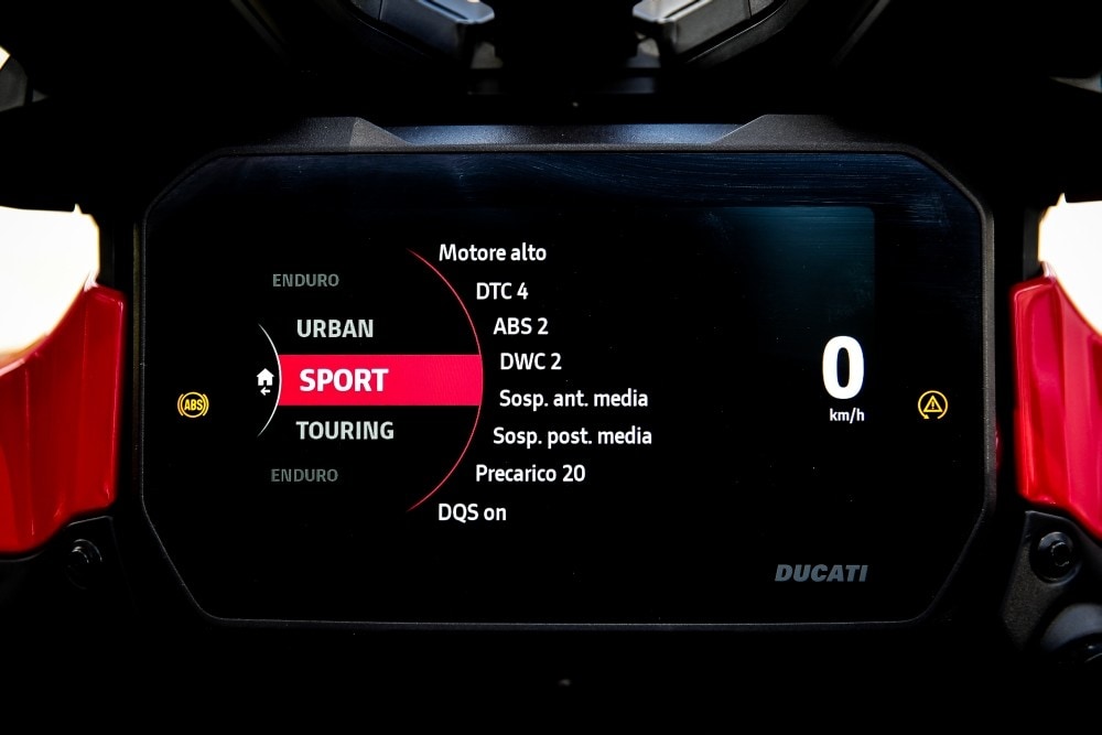 Ducati Multistrada V4 S: quattro modi di dire maxienduro