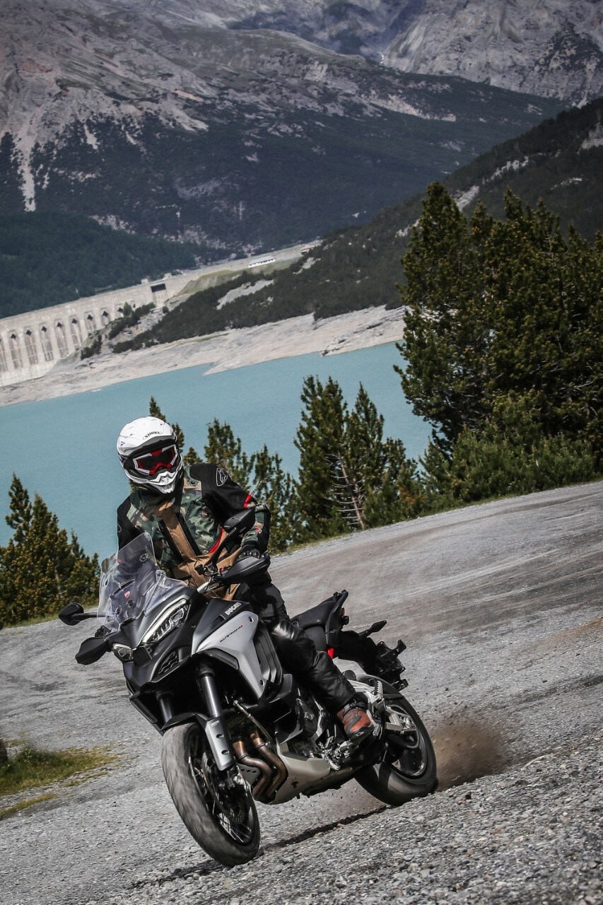 Ducati Multistrada V4 S: quattro modi di dire maxienduro