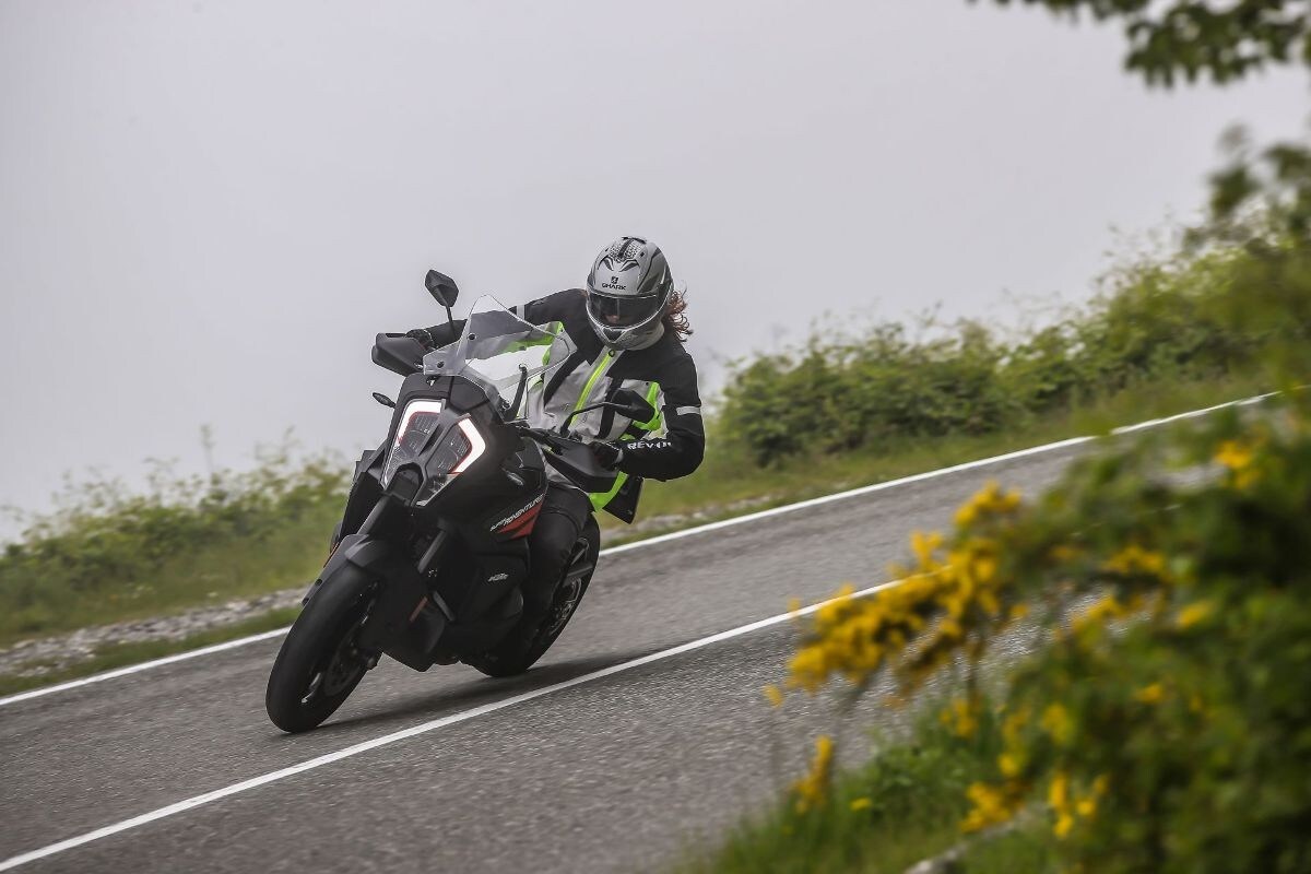  In vetta al mondo: comparativa maxienduro