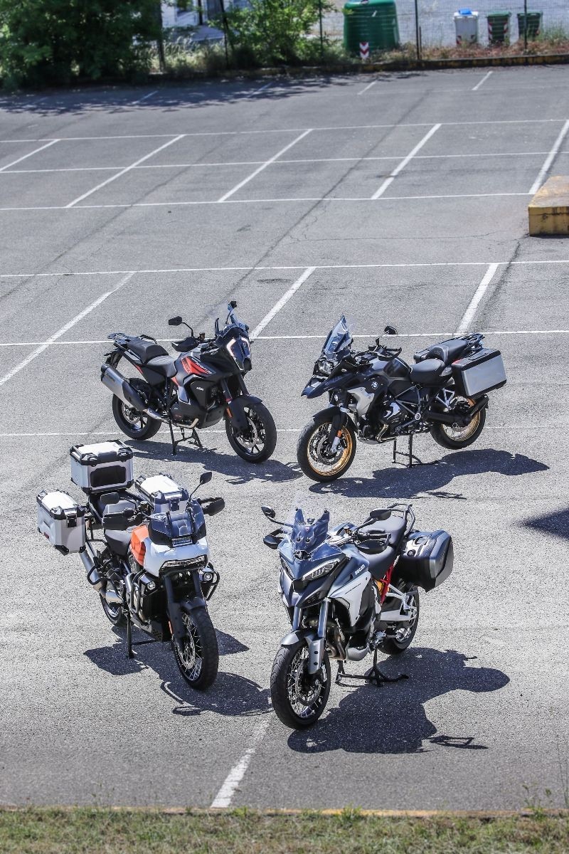  In vetta al mondo: comparativa maxienduro