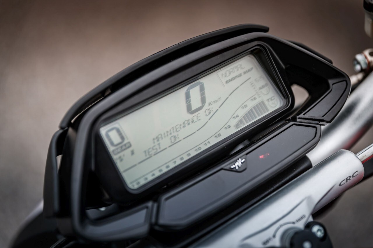 Comparativa naked (medie) sportive: KTM 890 Duke R, MV Agusta Brutale 800 RR SCS, Triumph Street Triple RS