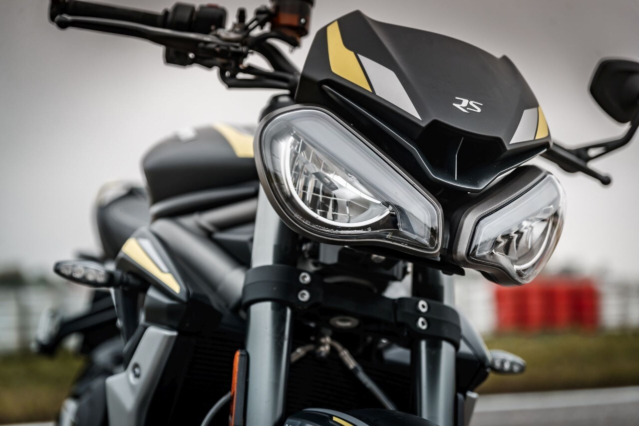 Comparativa naked (medie) sportive: KTM 890 Duke R, MV Agusta Brutale 800 RR SCS, Triumph Street Triple RS