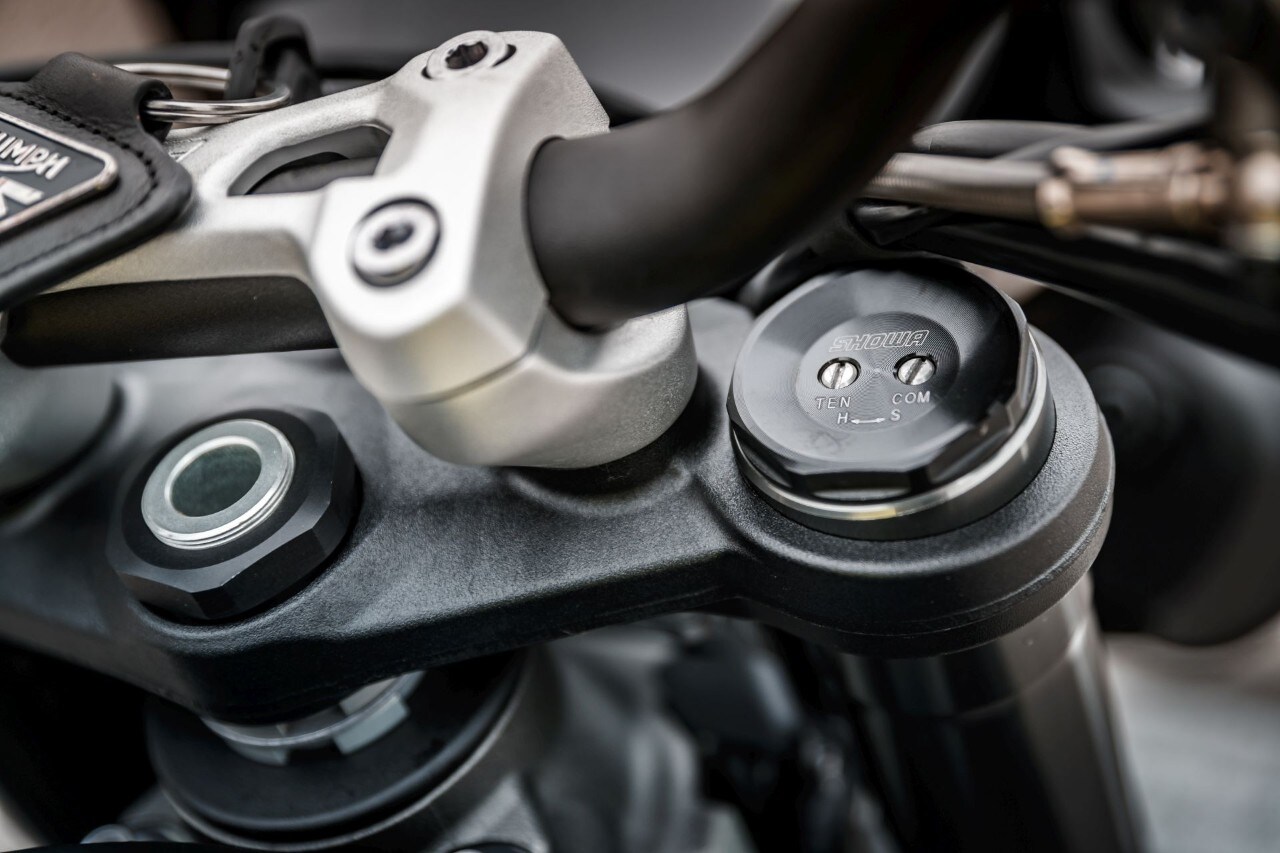 Comparativa naked (medie) sportive: KTM 890 Duke R, MV Agusta Brutale 800 RR SCS, Triumph Street Triple RS