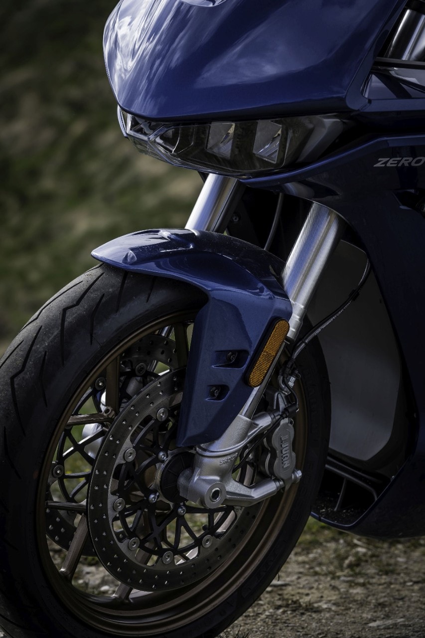 Zero SR/S: l'elisir di lunga STRADA