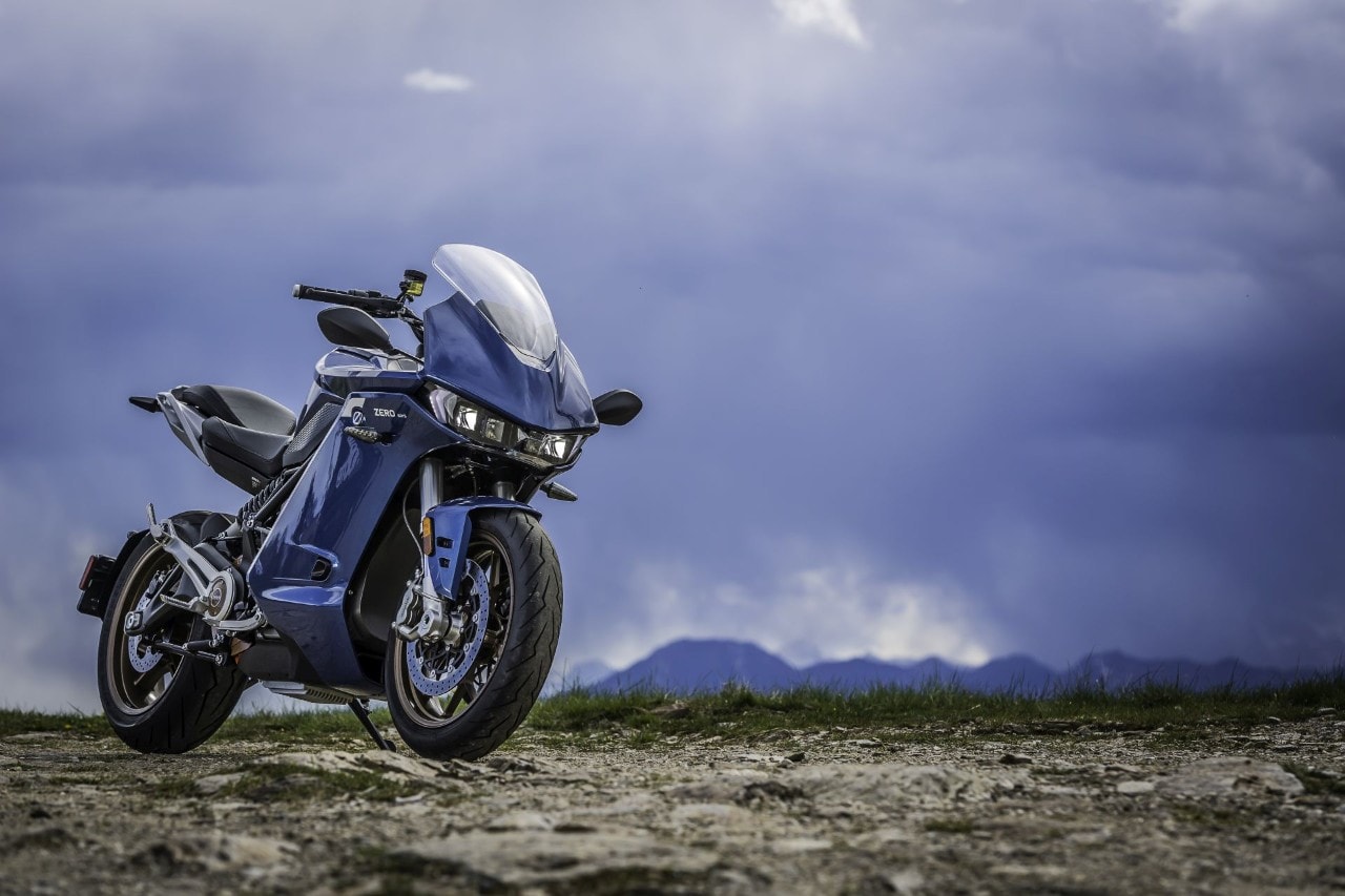 Zero SR/S: l'elisir di lunga STRADA