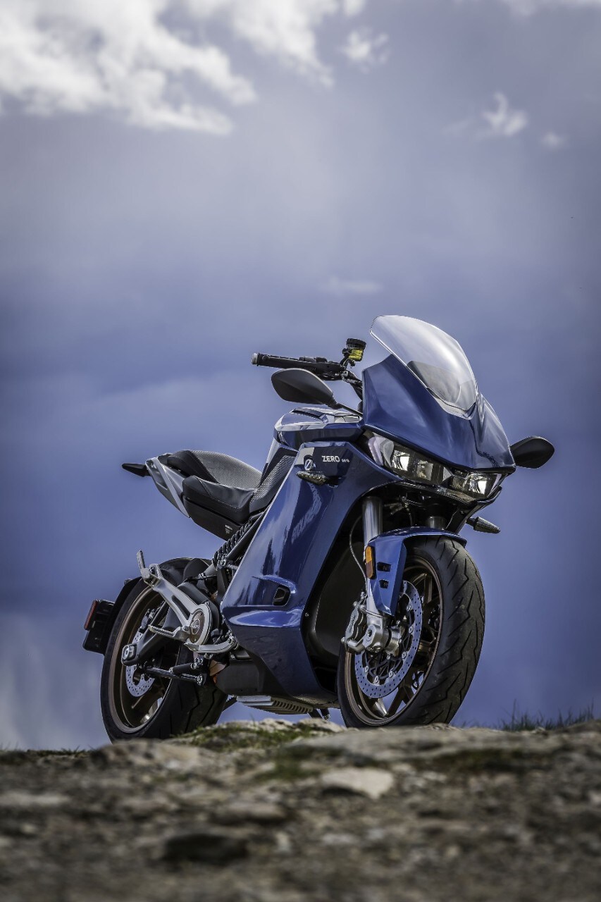 Zero SR/S: l'elisir di lunga STRADA