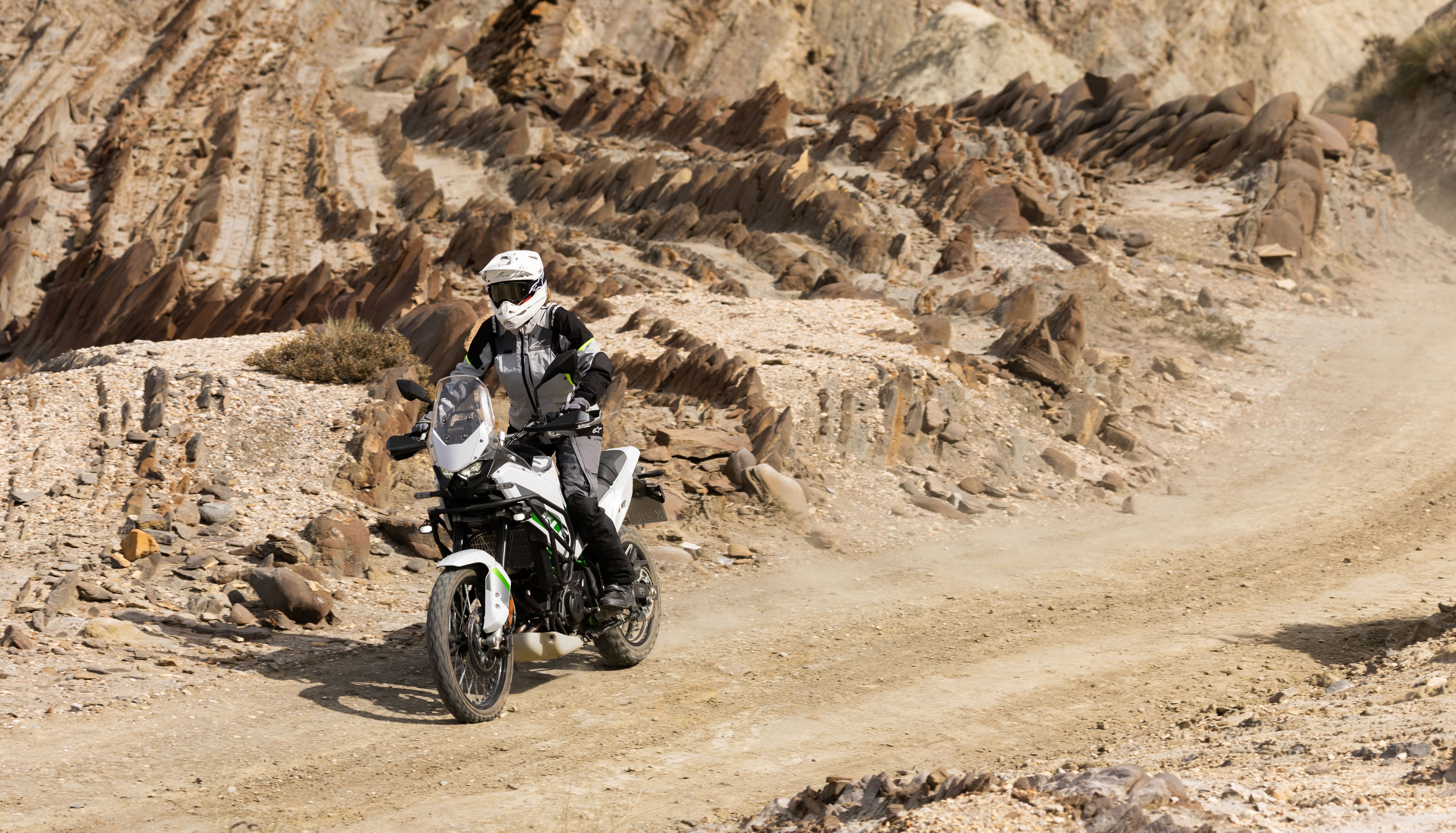 Nuova Kawasaki KLE500 2026: l’adventure alla portata di tutti
