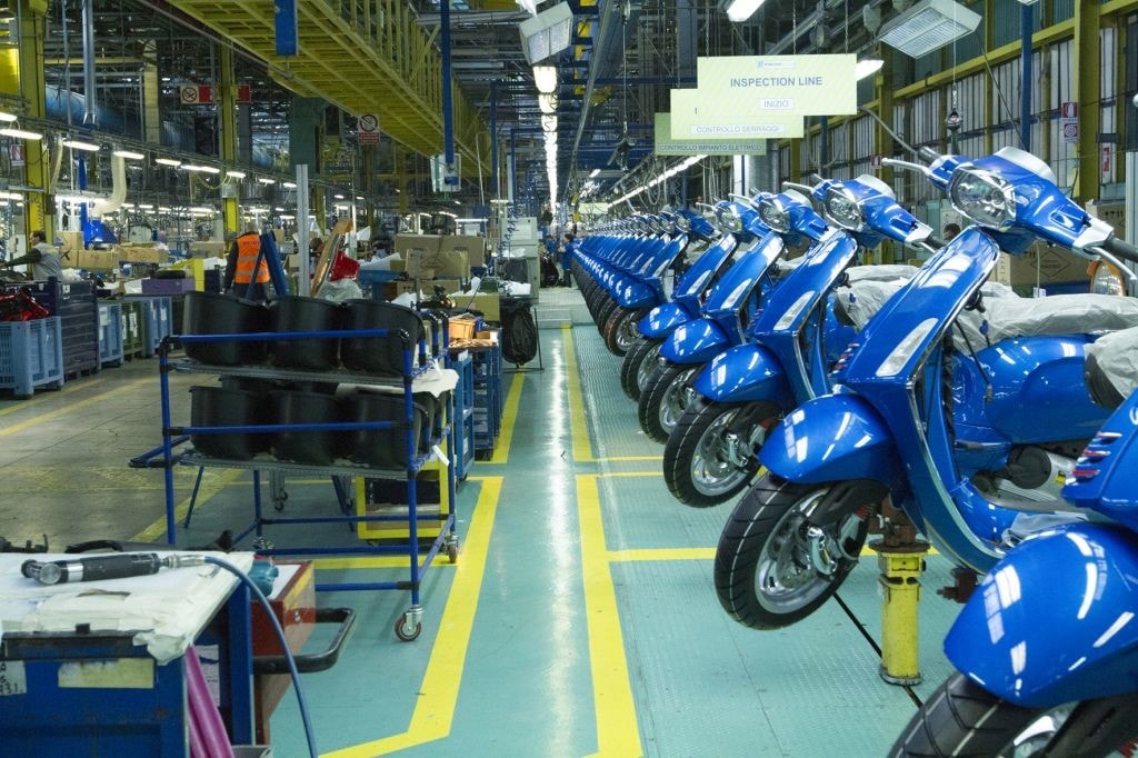 Piaggio: accordo coi sindacati per la ripartenza
