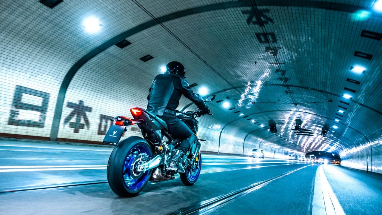 Nuova Yamaha MT-09 SP: ancora più performante