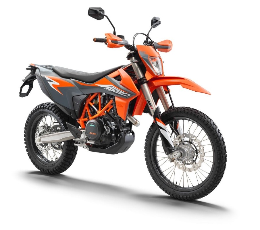 KTM 690 Enduro R e KTM 690 SMC R, novità 2021