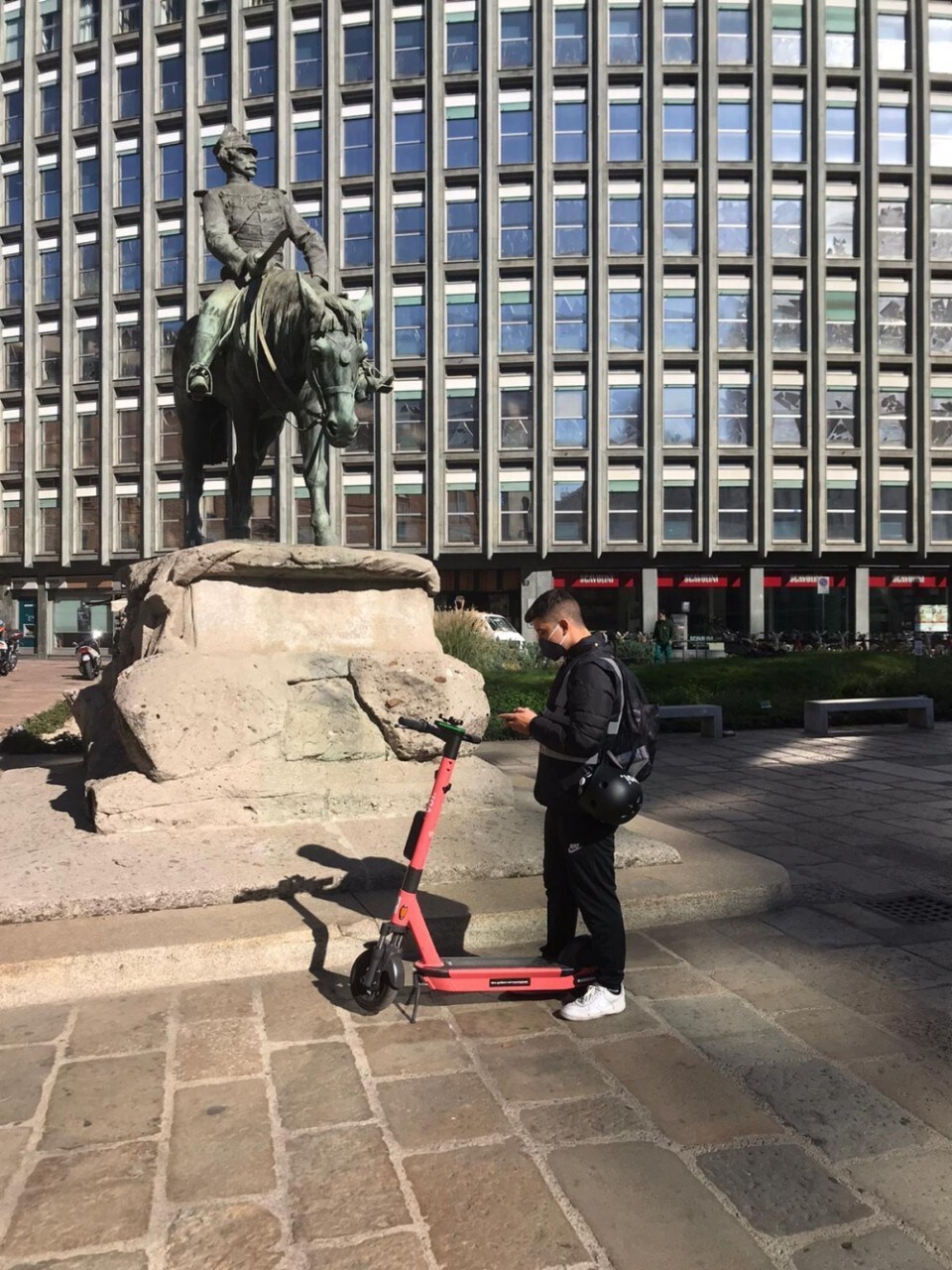 Monopattini: da Voi la pattuglia stradale per contrastare il parcheggio selvaggio