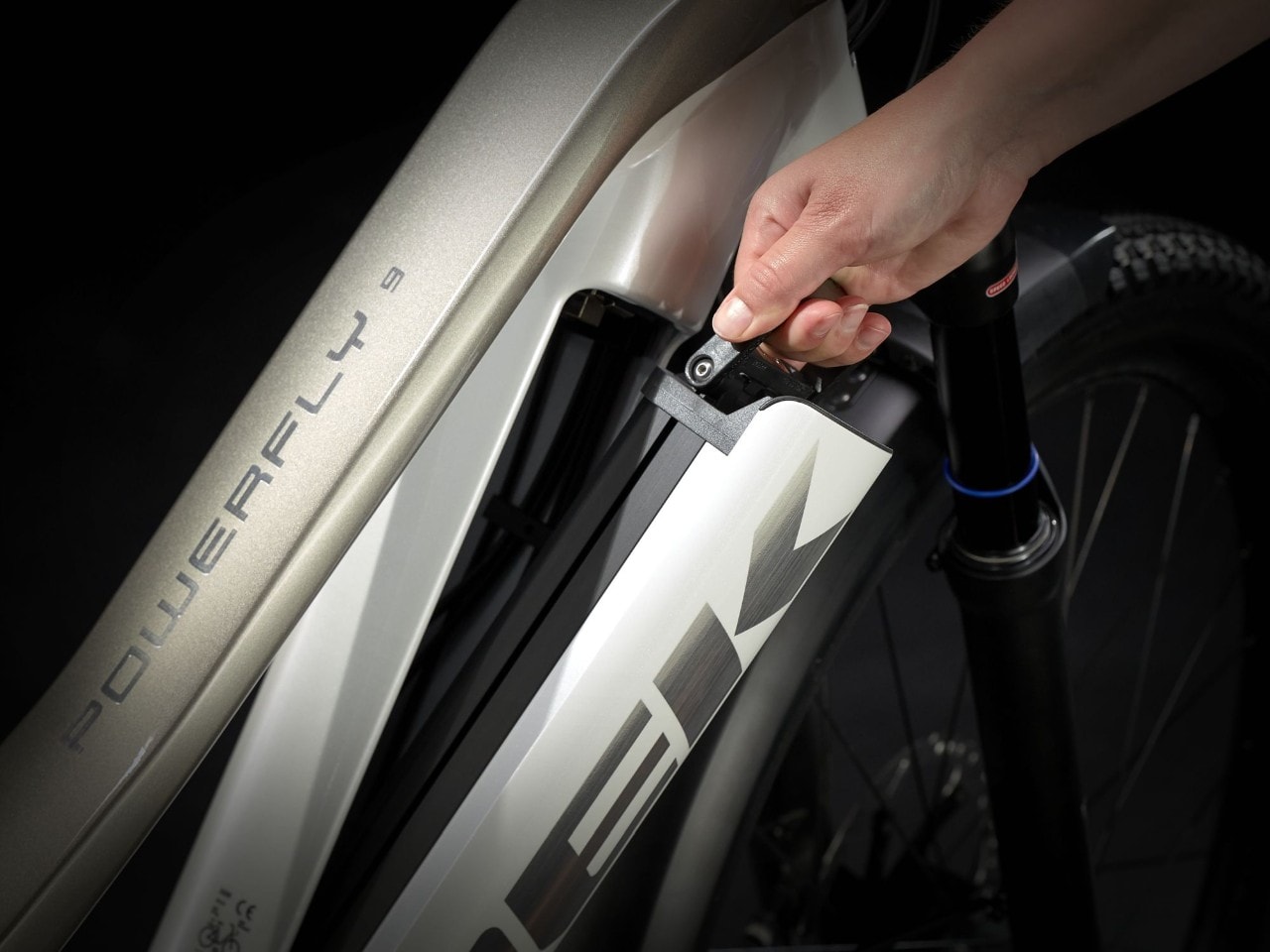 Trek Powerfly FS 4 Equipped: DUE in una!