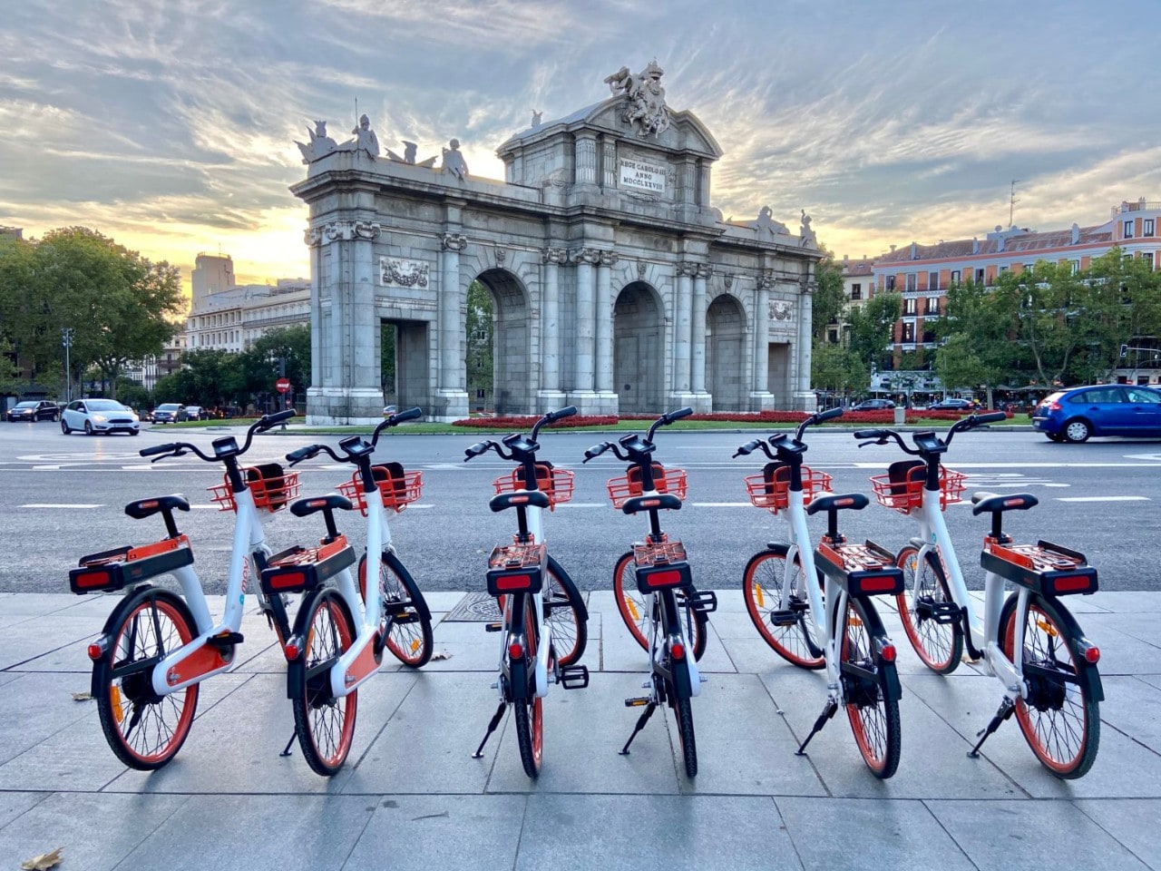 Generali entra nel mercato dello sharing investendo in Ridemovi