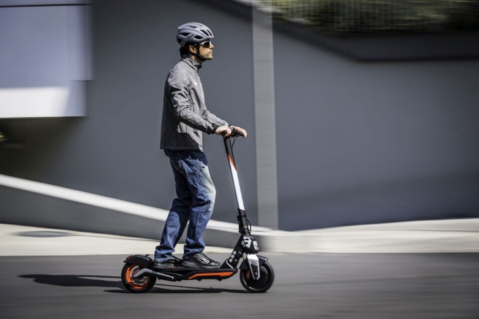 Aprilia eSR1: il monopattino dal DNA sportivo