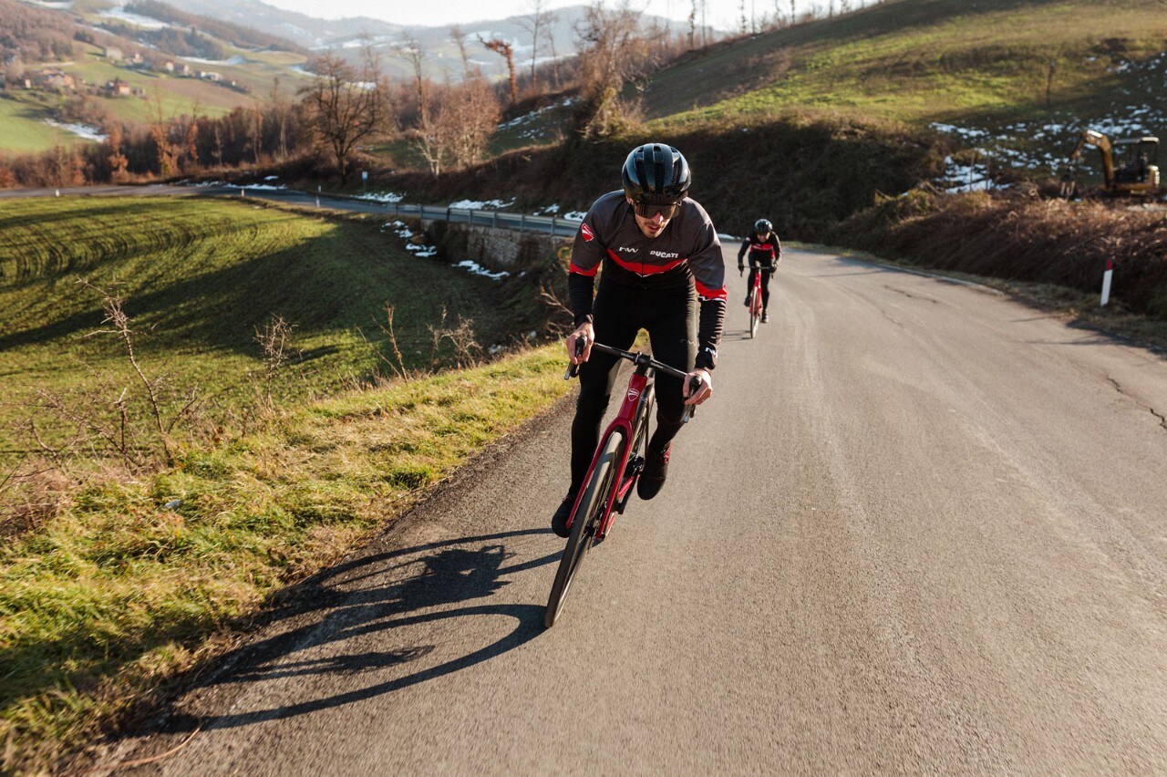 Nuove e-bike Ducati 2022, c’è anche la Futa da strada